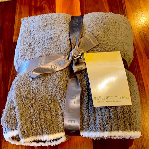 Barefoot Dreams Other - Barefoot Dreams blanket